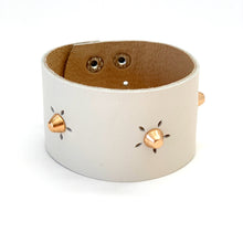Load image into Gallery viewer, Cream Leather Cuff