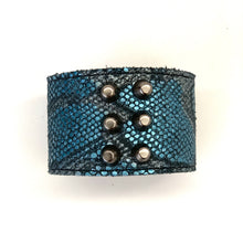 Load image into Gallery viewer, Blue MetallicLleather Cuff